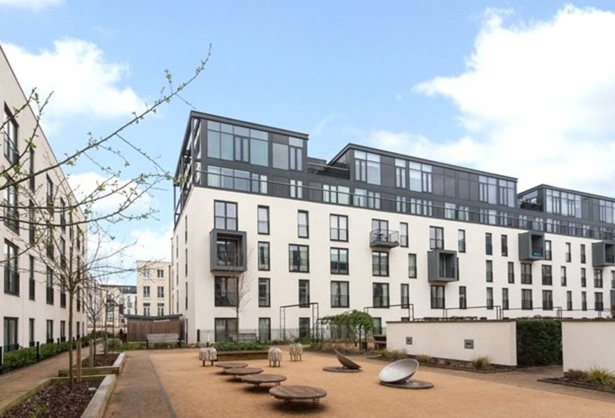 2 Bedroom Property For Sale in Highgate, Longmead Terrace, Bath, BA2