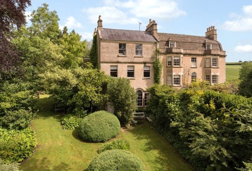 6 Bedroom Property For Sale in Middle Hill, Box, Wiltshire, SN13